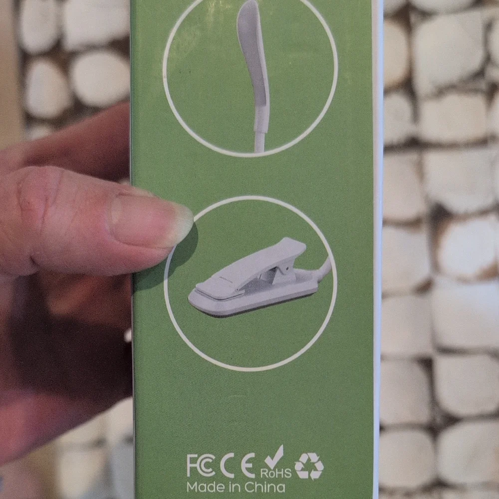 LED Book Light - New In Box - Picture 2 of 5